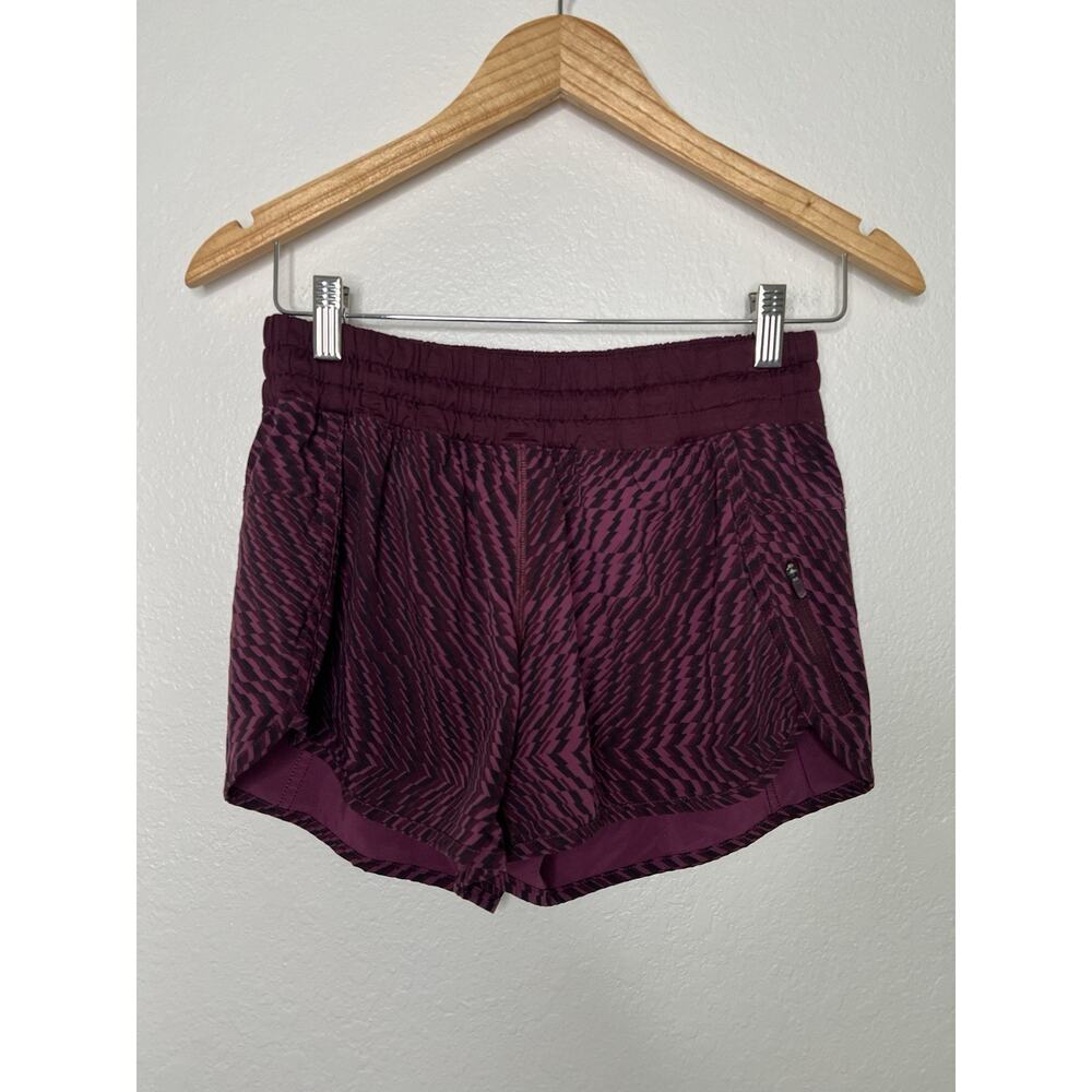 Lululemon Purple Print Tracker Short Running Size 8